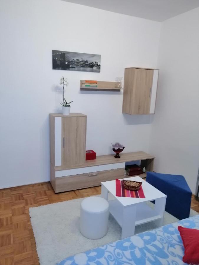 Family Apartment Marija Zadar Buitenkant foto